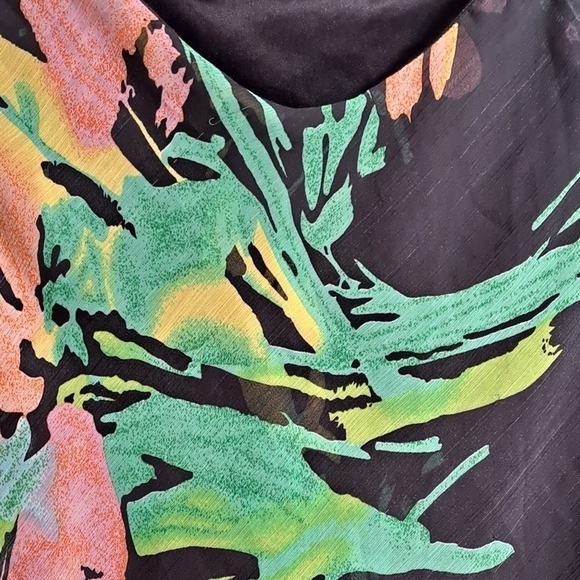 Women's Oversized Two Tiered Blouse - Picture 2 of 6